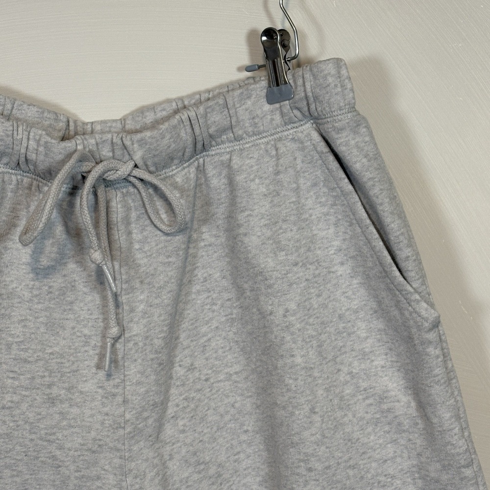 Victoria's Secret PINK Gray Fleece Lounge Shorts M Drawstring Cozy - Picture 7 of 8